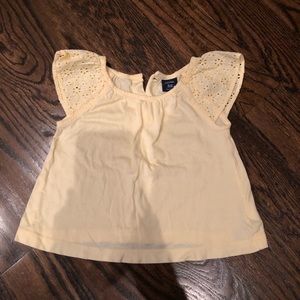 GAP yellow shirt